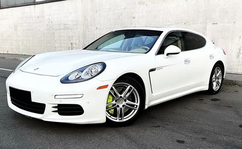 160 Porsche Panamera белая авто на свадьбу lWJb