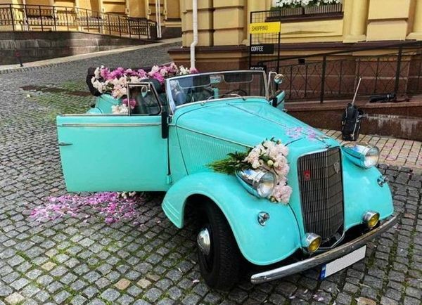 137 Кабриолет ретро Opel бирюзовый с водителем для фото свадьбы PmAp