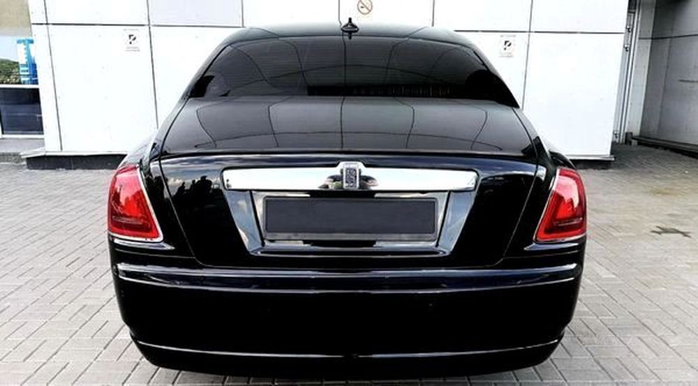 054 Vip-авто Rolls Royce Ghost вип авто без водителя raEv