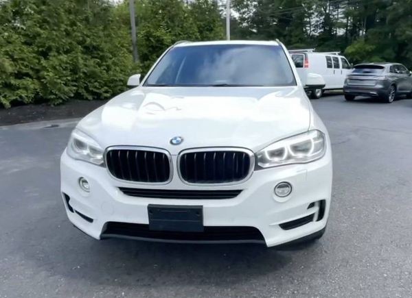 264 Bнедорожник BMW X5 белый на свадьбу с водителем aP8z