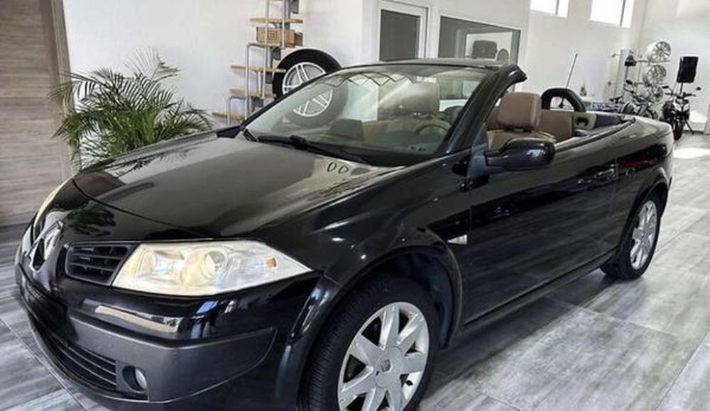 241 Кабриолет Renault Megane черный с водителем на свадьбу фото NrLQ