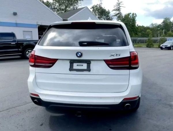 264 Bнедорожник BMW X5 белый на свадьбу с водителем aP8z
