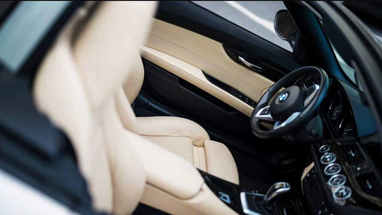 100 BMW Z4 Cabrio кабриолет без водителя RVeL