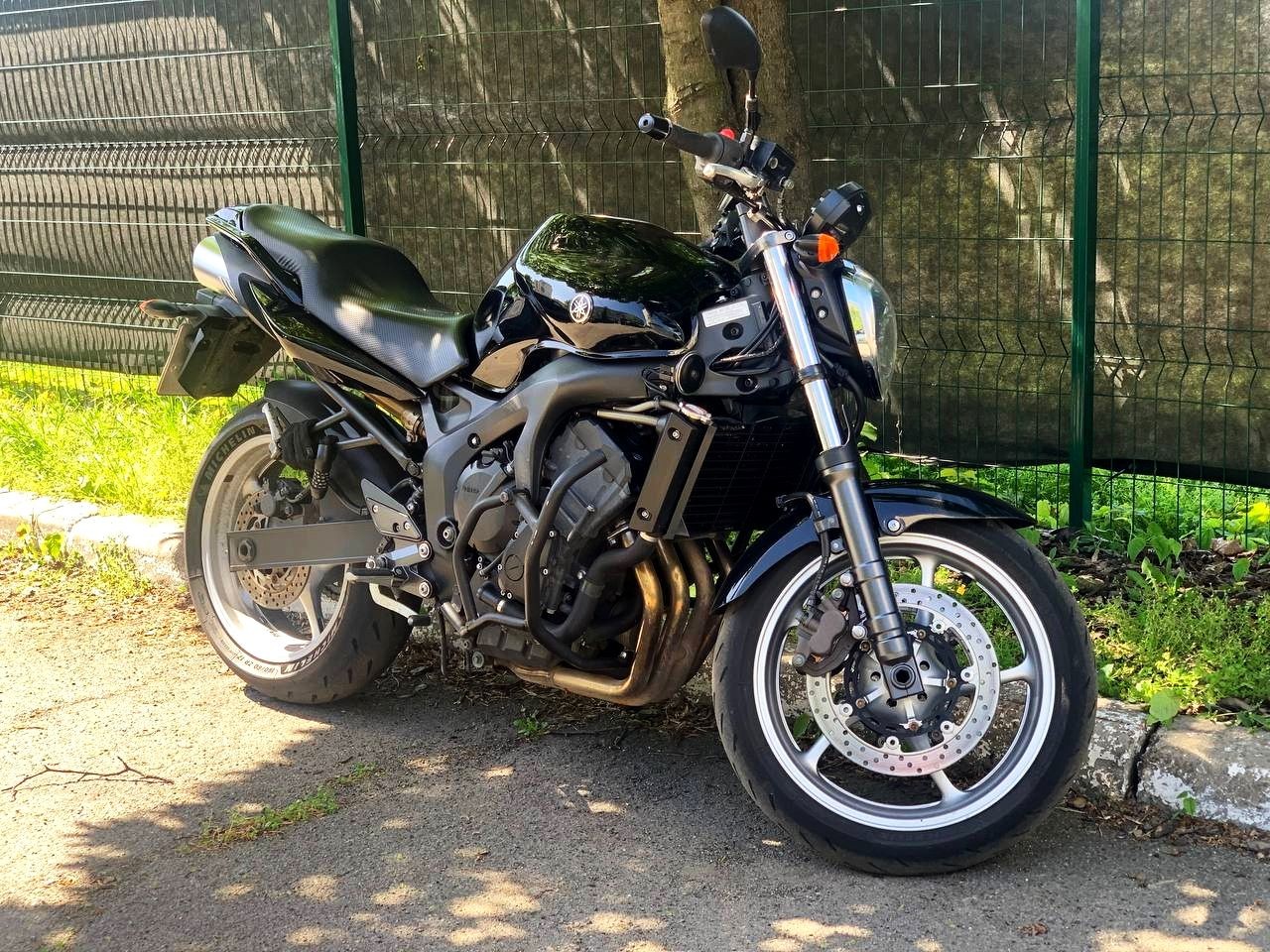 Мотоцикл YAMAHA FZ6N FAZER без водителя 60$/сутки EmrY