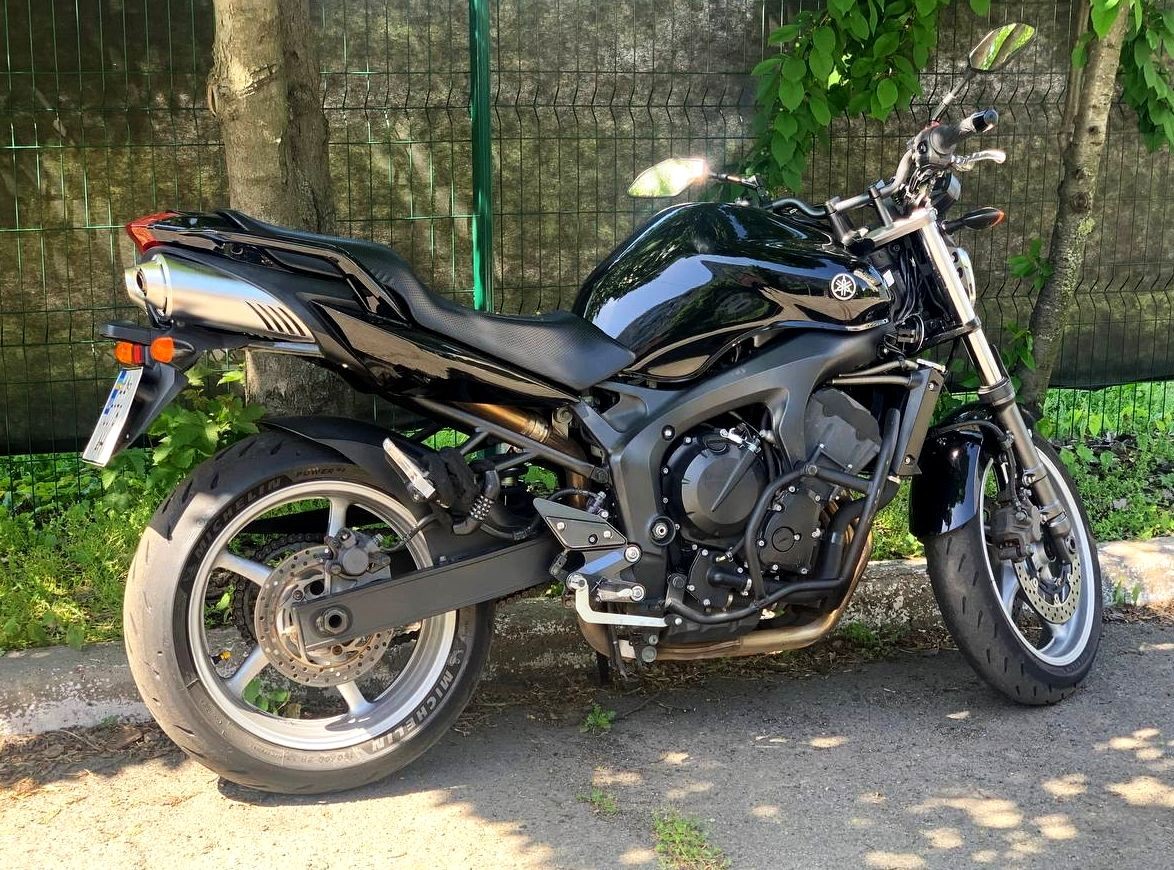 Мотоцикл YAMAHA FZ6N FAZER без водителя 60$/сутки EmrY