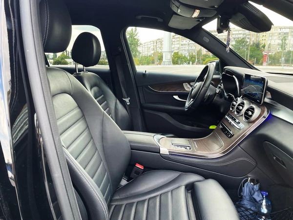 039 Mercedes GLC 300 черный джип внедорожник на свадьбу bv8z