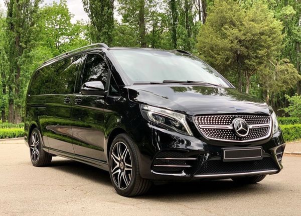 043 Mercedes-Benz V-Class микроавтобус без водителя 0mXE