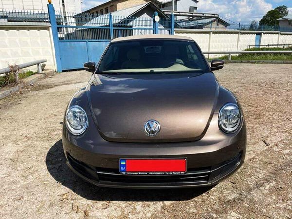 127 Кабриолет Volkswagen Beetle шоколадный на свадьбу съемку zLpV