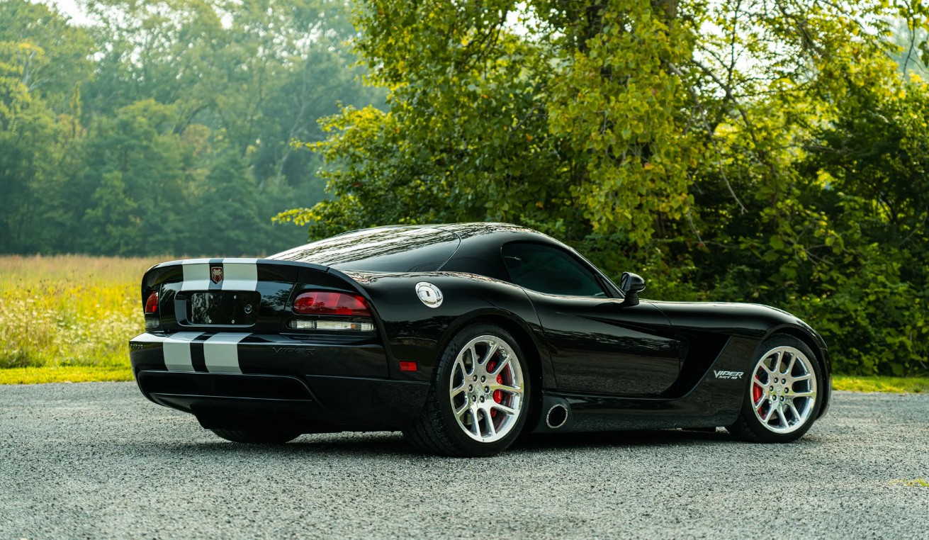 Тест-Драйв Dodge Viper SRT-10 спорткар 5Mq5