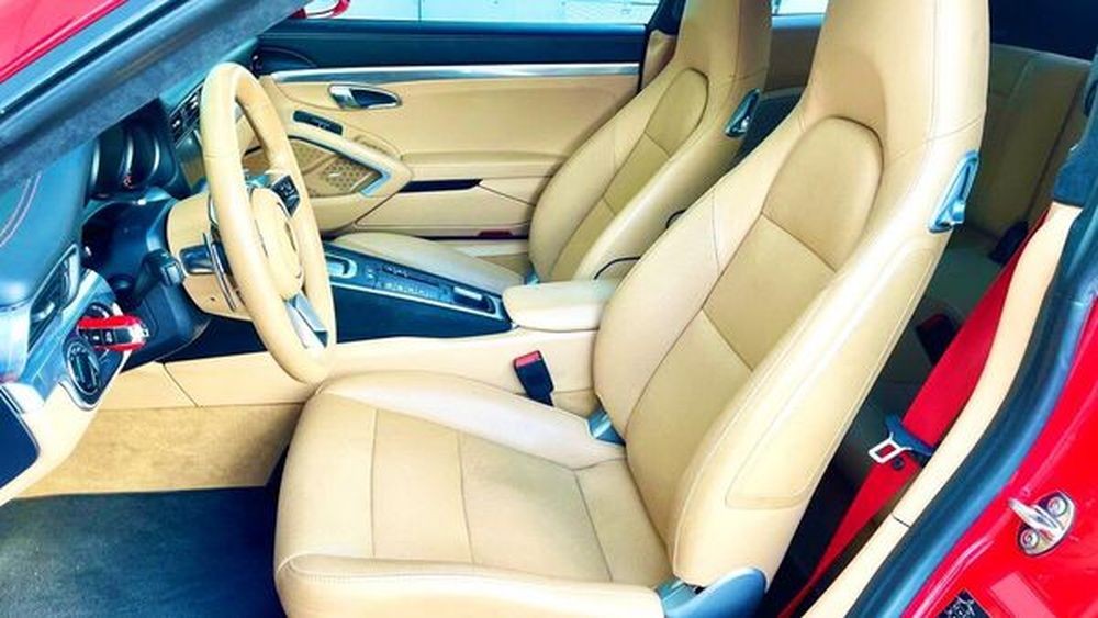 192 Porsche 911 Carrera 4S красный на свадьбу фото съемки Mr8g
