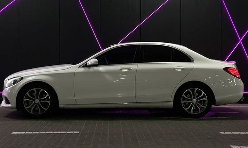 082 Авто на свадьбу авто бизнес класс Mercedes-Benz C300 kMNY