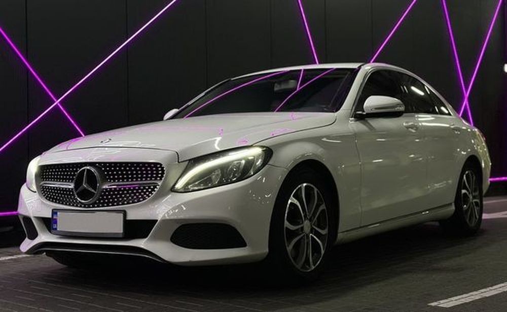 082 Авто на свадьбу авто бизнес класс Mercedes-Benz C300 kMNY