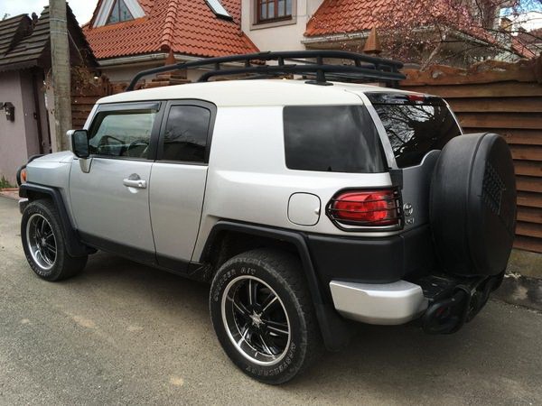 093 Внедорожник Toyota FJ Cruizer на свадьбу съемки vazY