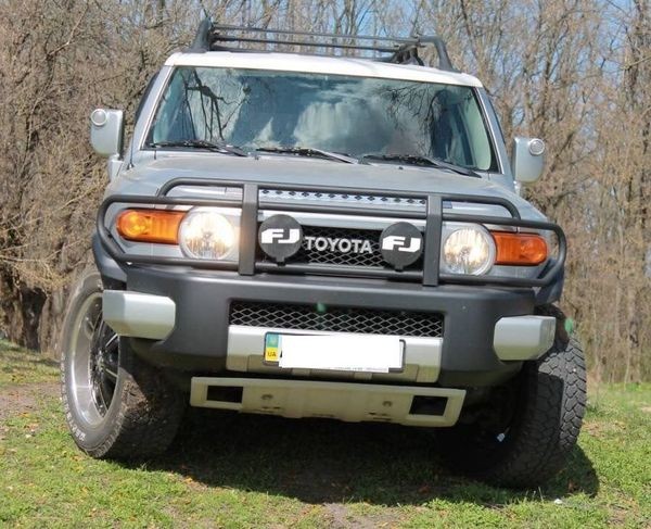 093 Внедорожник Toyota FJ Cruizer на свадьбу съемки vazY