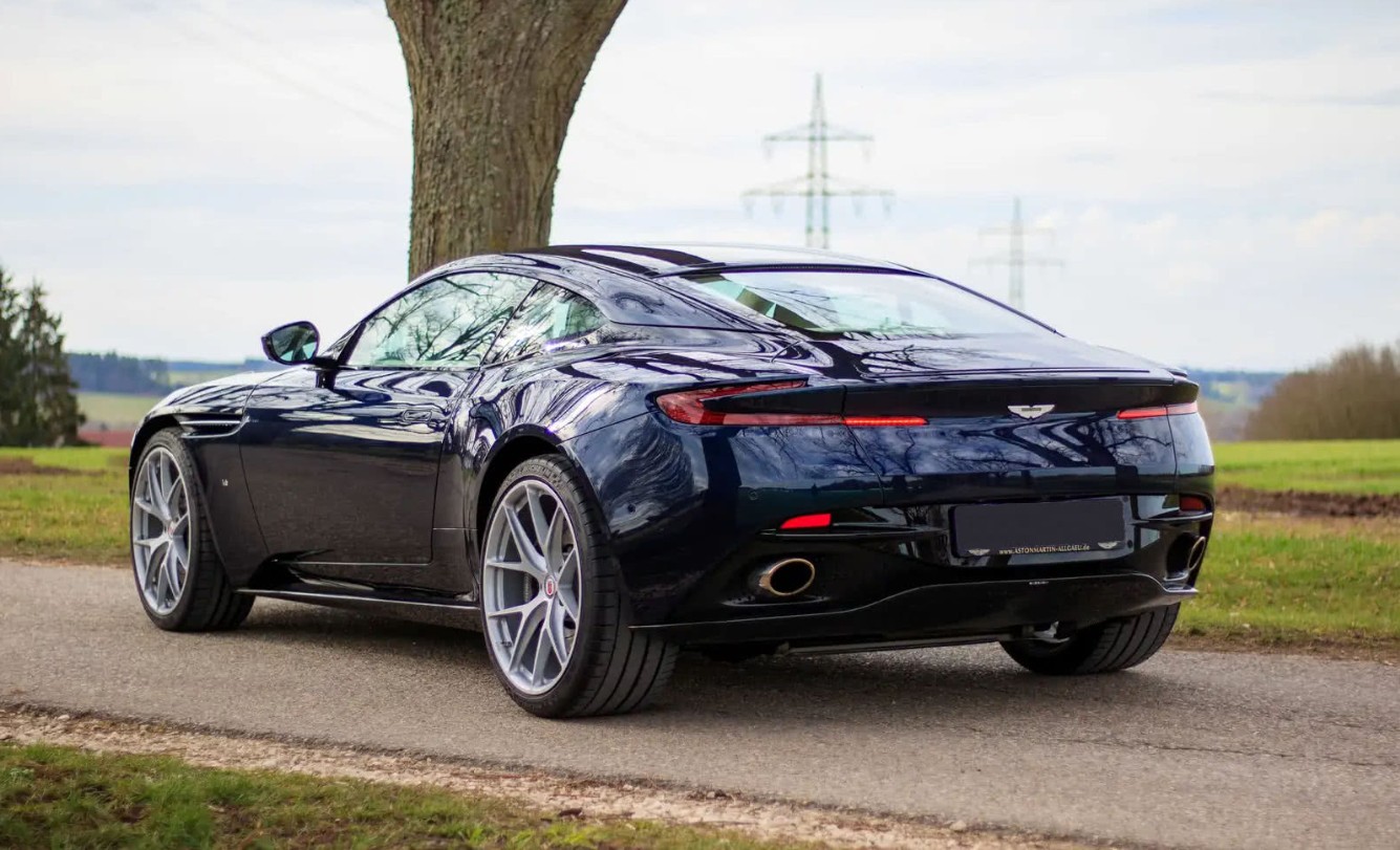 Тест драйв Aston Martin DB11 Coupe 2018 и на свадьбу 4xZE