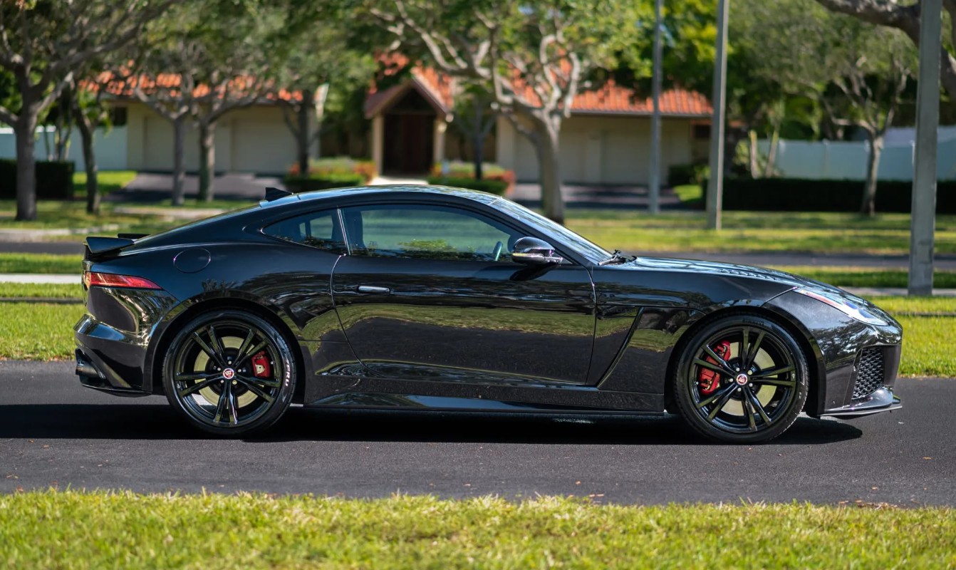 Тест драйв спорткара Jaguar F-Type SVR суперкар dm5v
