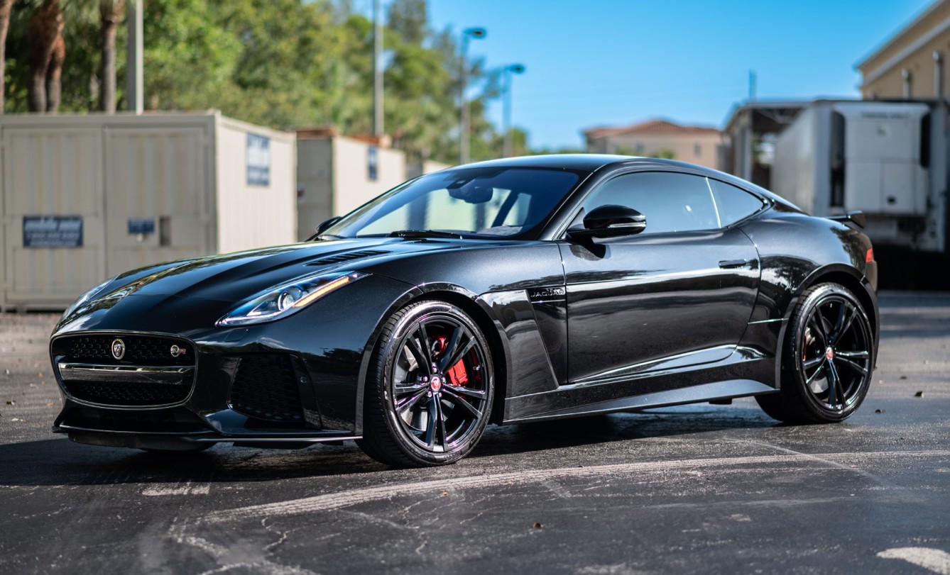 Тест драйв спорткара Jaguar F-Type SVR суперкар dm5v