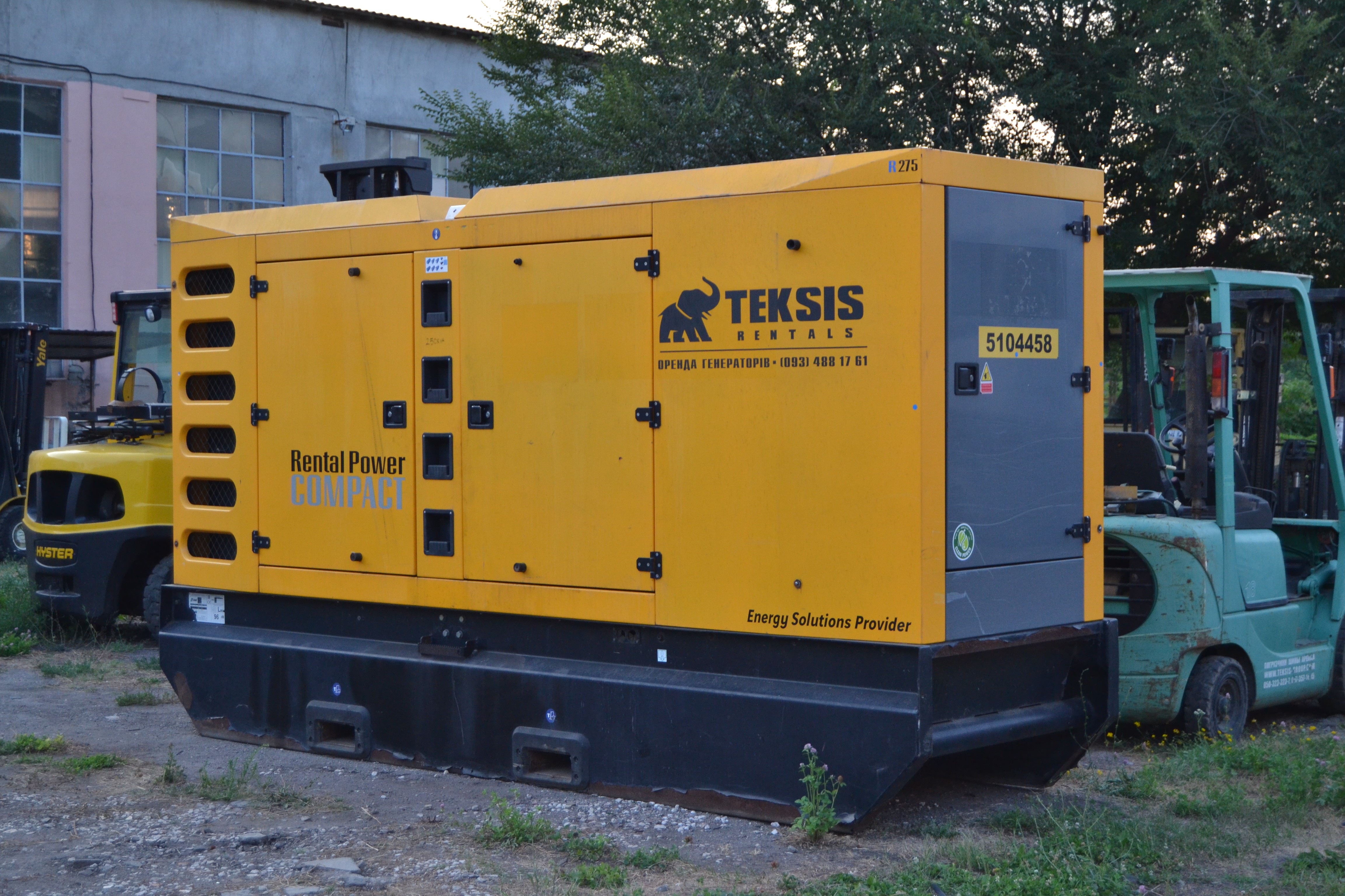 Дизельний генератор 200 кВт (SDMO R275C3) zLn7