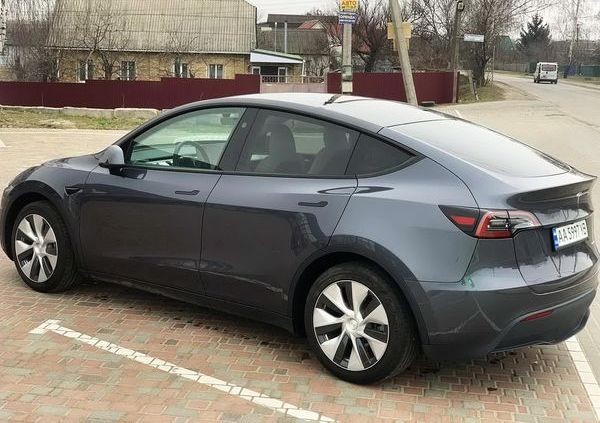 242 Авто на свадьбу Tesla Model Y серая кроссовер 2peK