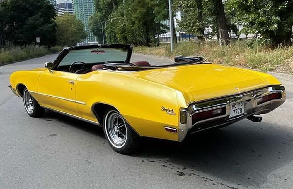 139 Ретро автомобиль Buick Skylark желтый кабриолет gaXY