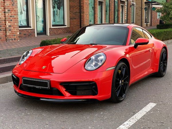 091 Арендовать Porsche 911 Carrera S красный без водителя на свадьбу PmXn
