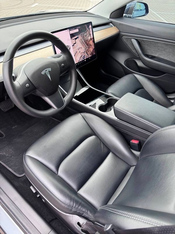 145 Электрокар Tesla Model 3 серая с водителем на свадьбу 91bn