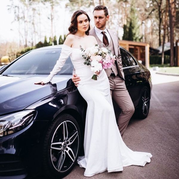 219 Авто на свадьбу Mercedes W213 E220d темно-синий без водителя vaAY