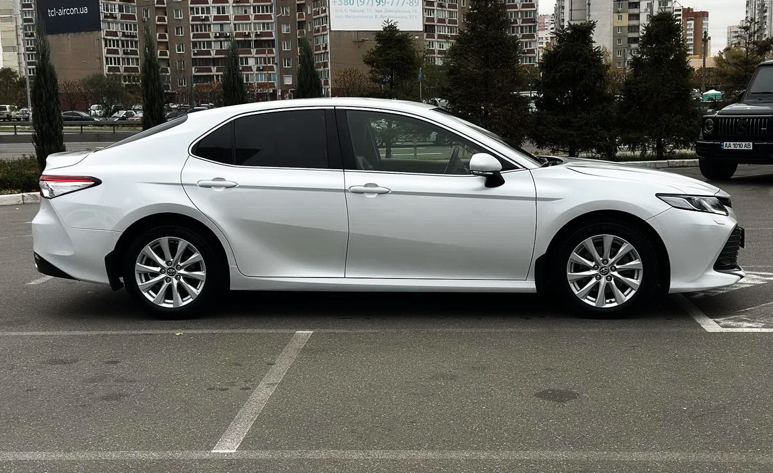 389 Toyota Camry V70 белая авто на свадьбу 3QPv