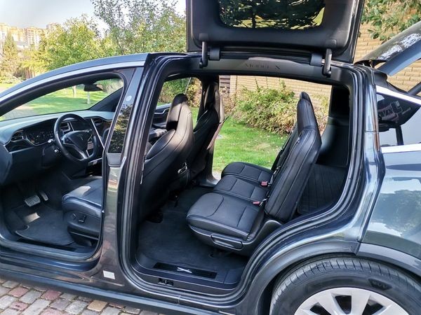 075 Tesla Model X серая электрический внедорожник на свадьбу съемки QLOY
