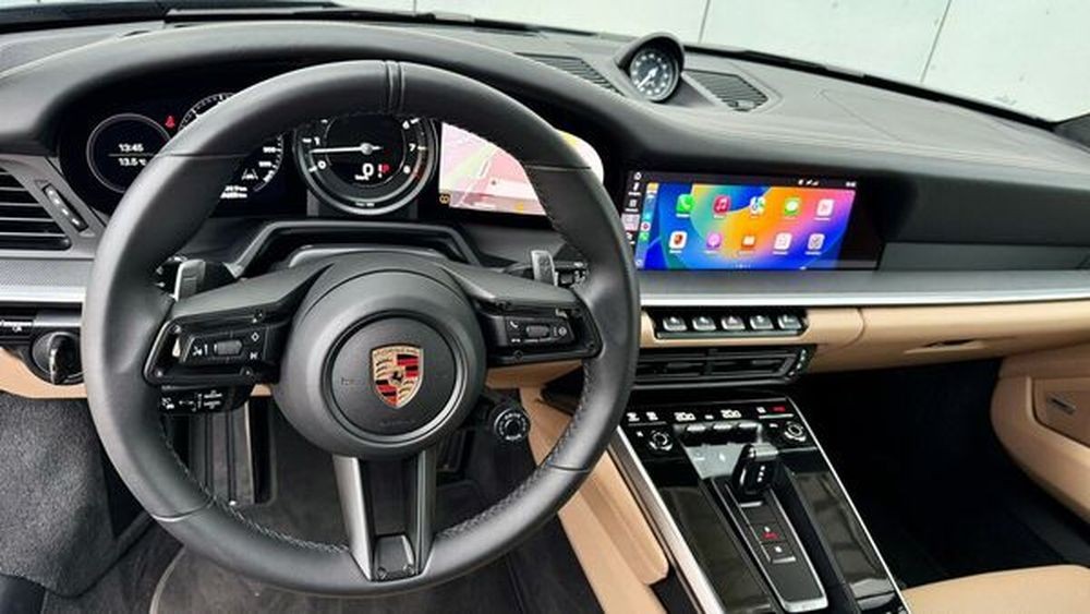263 Porsche 911 Carrera S темно синий без водителя RVNm