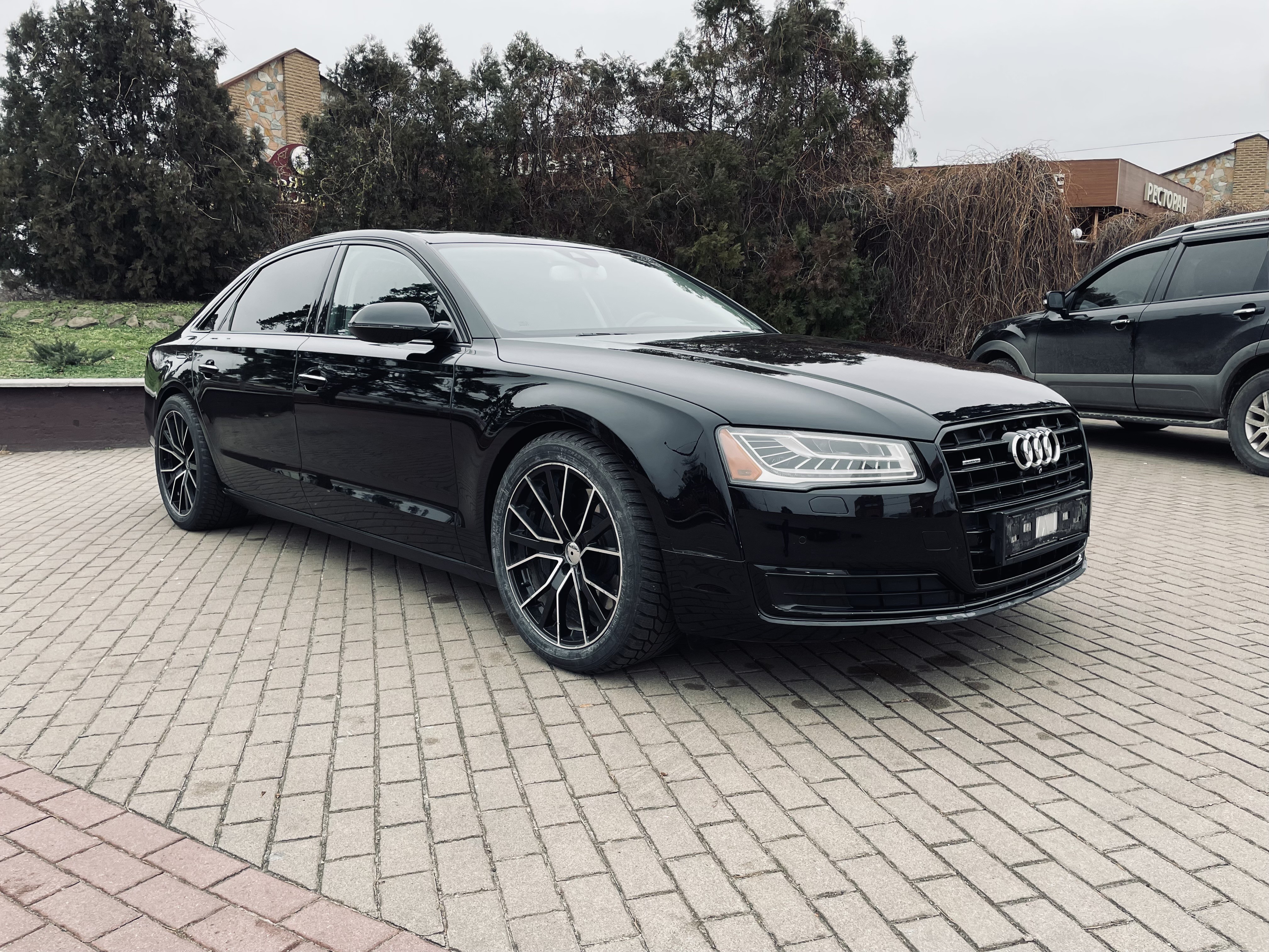 Audi A8 5M4k