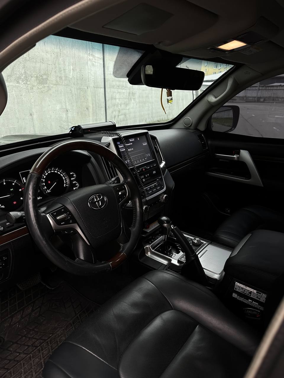 Toyota Land Cruiser 200. Броня B6+ ORN7