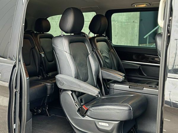 309 Микроавтобус Mercedes-Benz V-class без водителя QL6Y