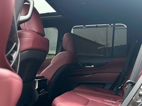 354 Внедорожник Lexus LX 500 с водителем 7yqW