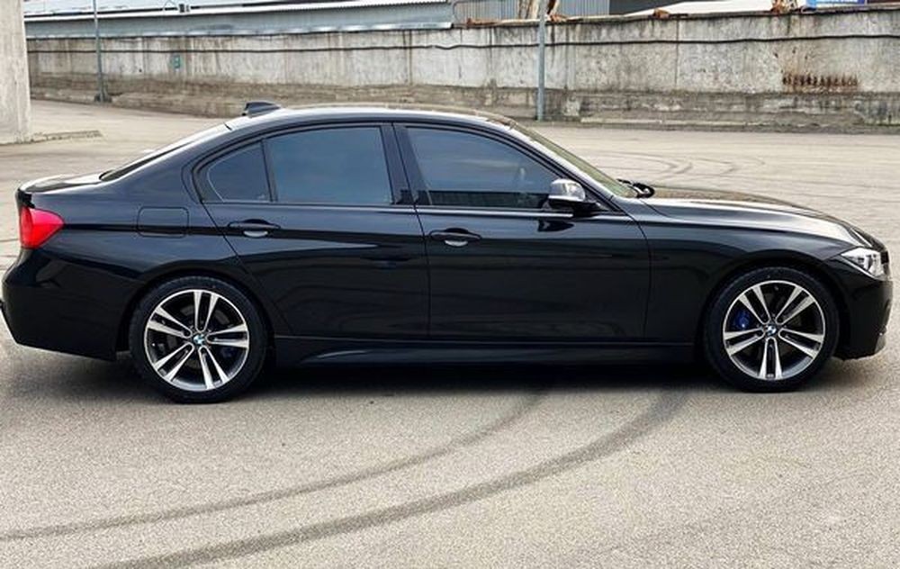 175 Авто BMW 328i с водителем gazy