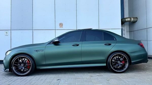 207 Спорткар Mercedes-Benz E63s с водителем oAbd