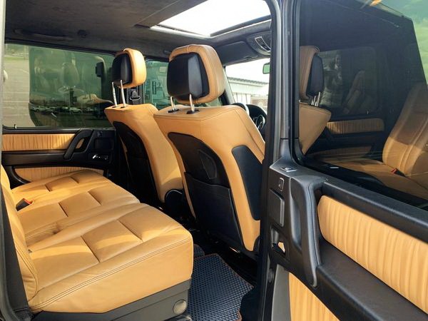 133 Внедорожник Mercedes Benz G63 черный без водителя xKe9