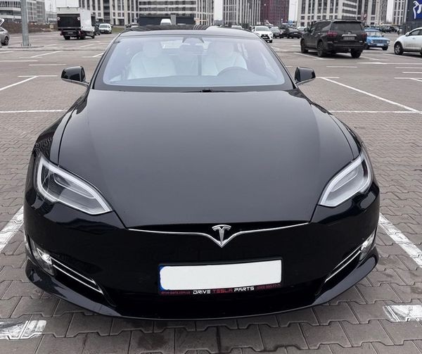 229 Авто без водителя Tesla Model S Performance черный mLbD