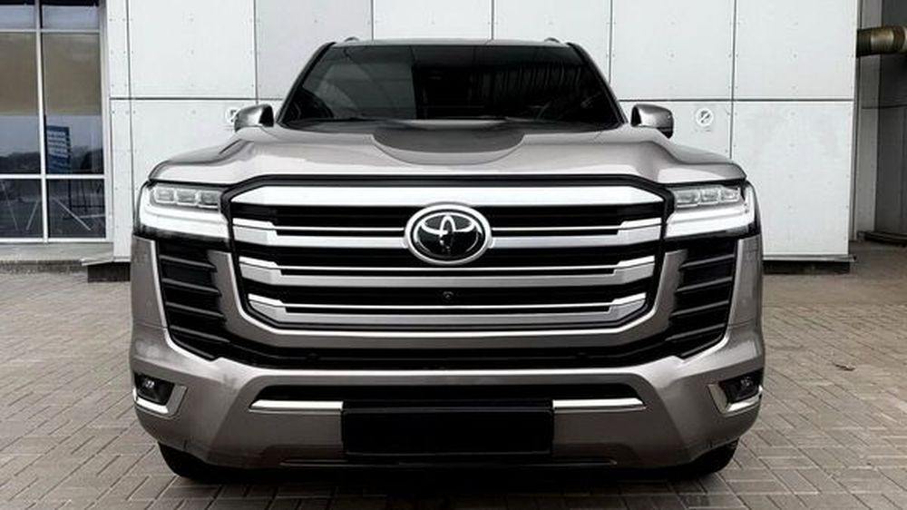 319 Бронированны авто Toyota Land Cruiser 300 B6/B7 без водителя 0mbq