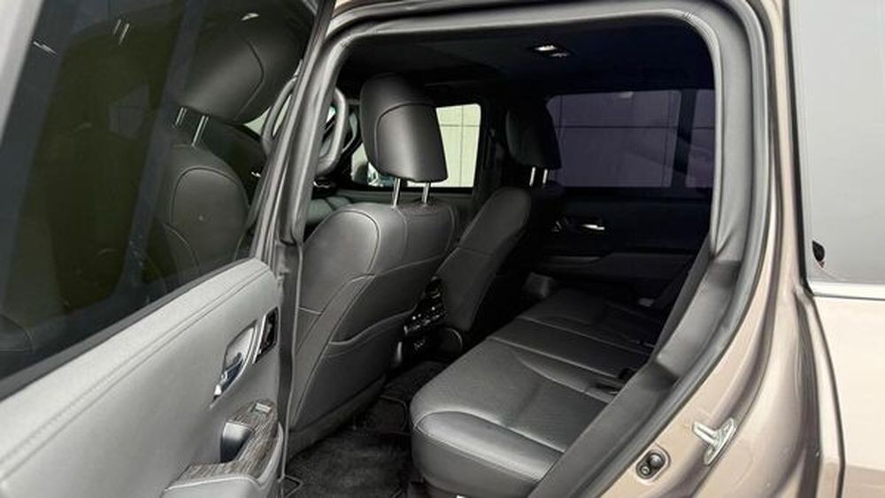 319 Бронированные авто джип Toyota Land Cruiser 300 B6/B7 с водителем JRqz