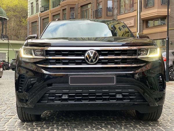 201 Volkswagen Atlas внедорожник без водителя ov49