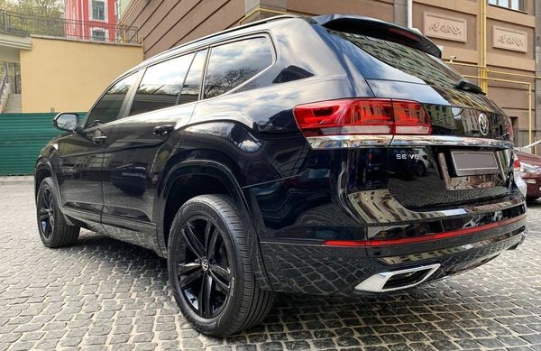 201 Volkswagen Atlas внедорожник без водителя ov49