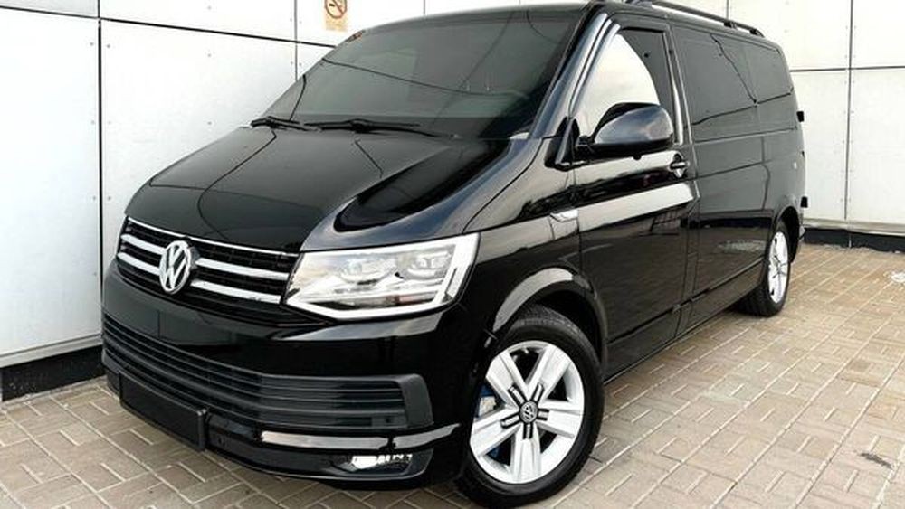 380 Микроавтобус Volkswagen Multivan B6 бронированный без водителя nmbq