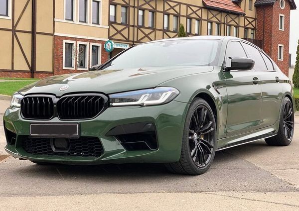 430 BMW M5 F90 Competition на свадьбу съемки без водителя 8LRo