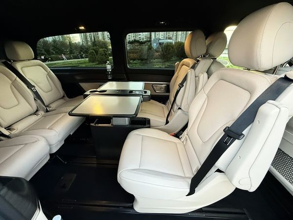 160 Микроавтобус с водителем Mercedes-Benz V-class 2025 год K4qL