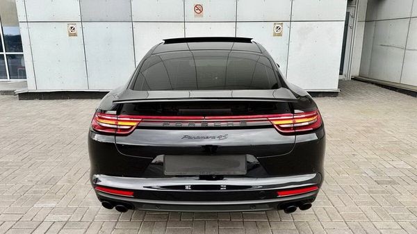 191 Porsche Panamera 4S E-Hybrid с водителем на свадьбу W9Qx