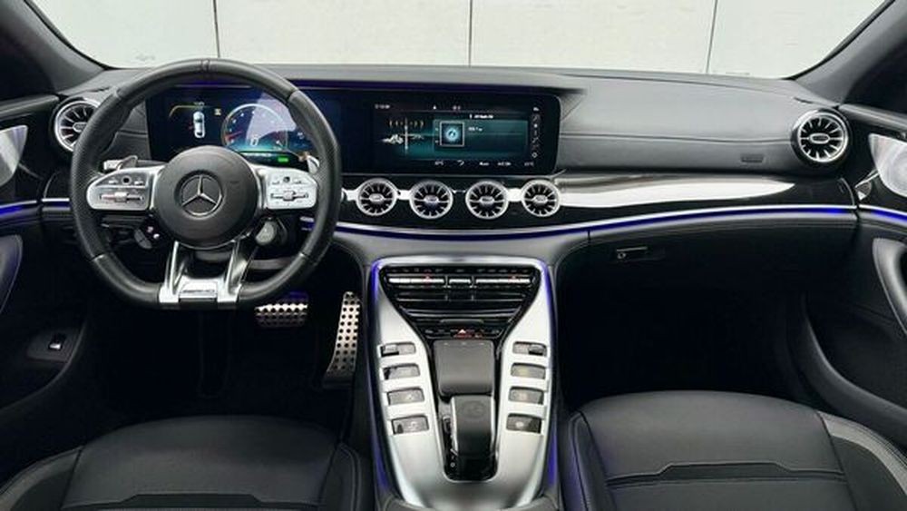 172 Mercedes-Benz AMG GT 4-DOOR c водителем MrqQ