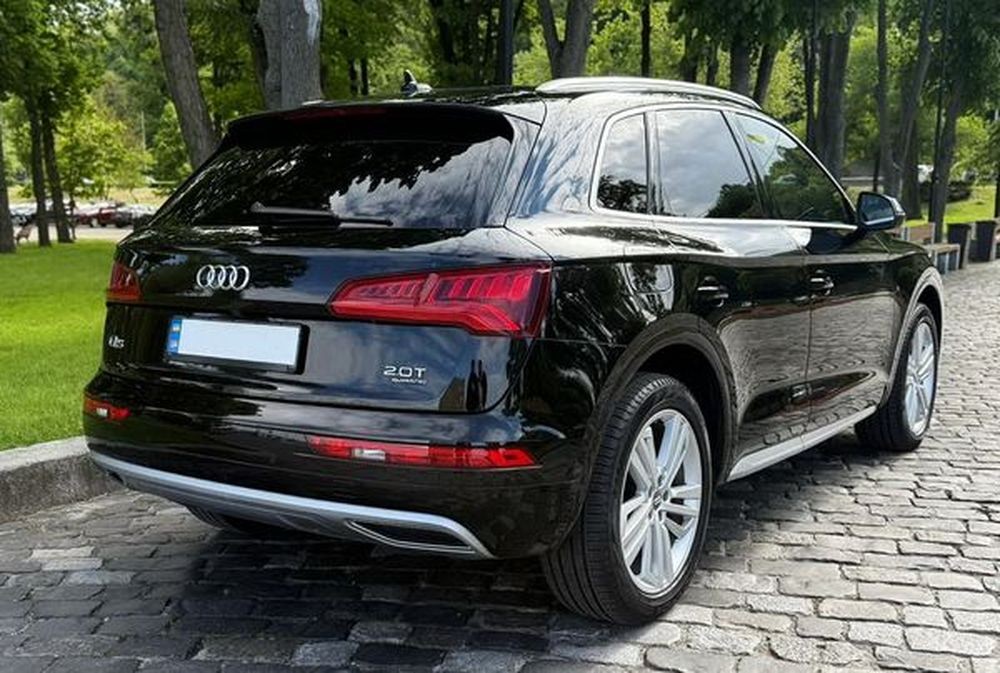 404 Внедорожник на свадьбу Audi Q5 черный с водителем X0Pe