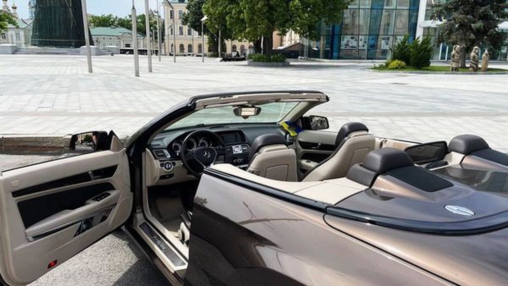407 Кабриолет Mercedes-Benz E350 BLUETEC на свадьбу съемки pakQ