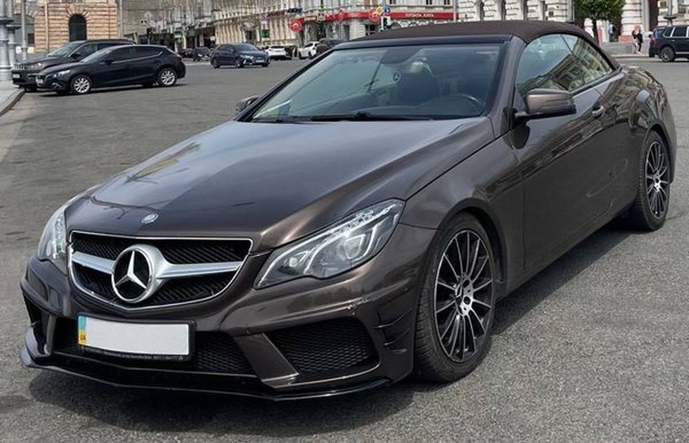 407 Кабриолет Mercedes-Benz E350 BLUETEC на свадьбу съемки pakQ